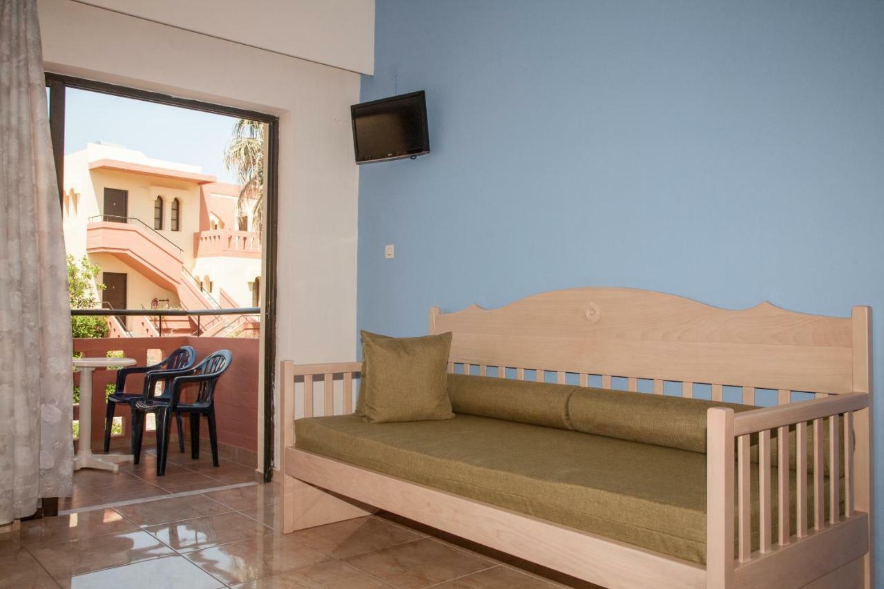 Ekavi Apartments Aγία Μαρίνα Εξωτερικό φωτογραφία