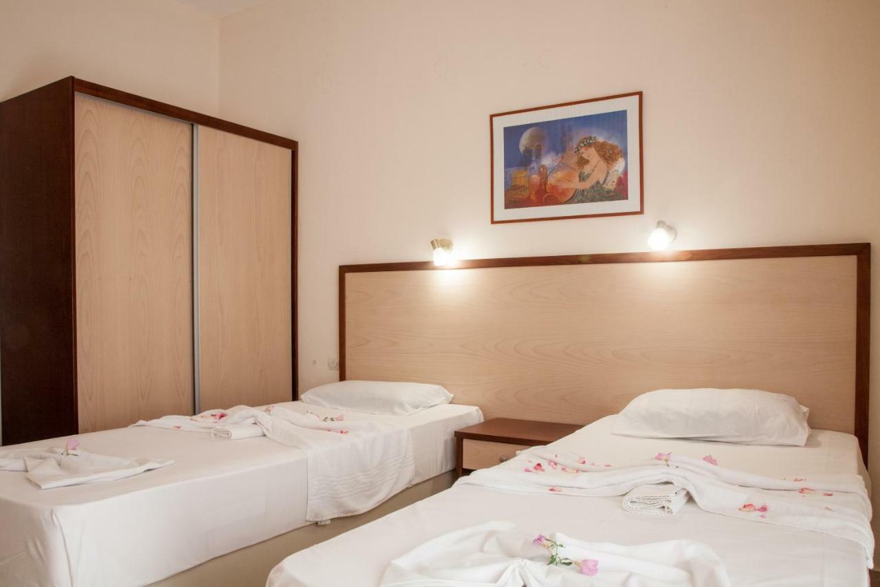 Ekavi Apartments Aγία Μαρίνα Εξωτερικό φωτογραφία