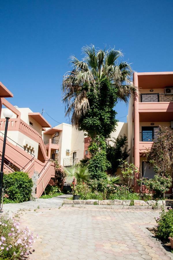 Ekavi Apartments Aγία Μαρίνα Εξωτερικό φωτογραφία