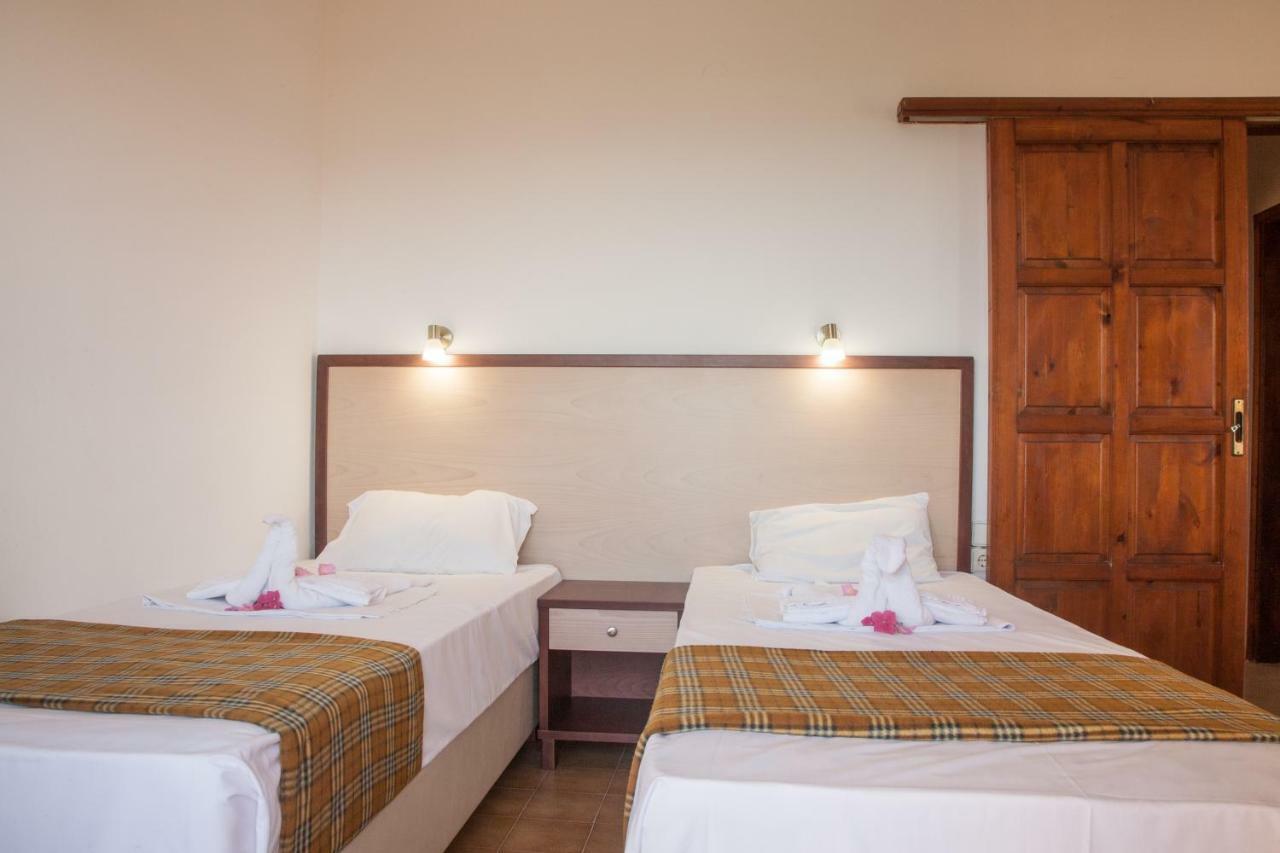 Ekavi Apartments Aγία Μαρίνα Εξωτερικό φωτογραφία