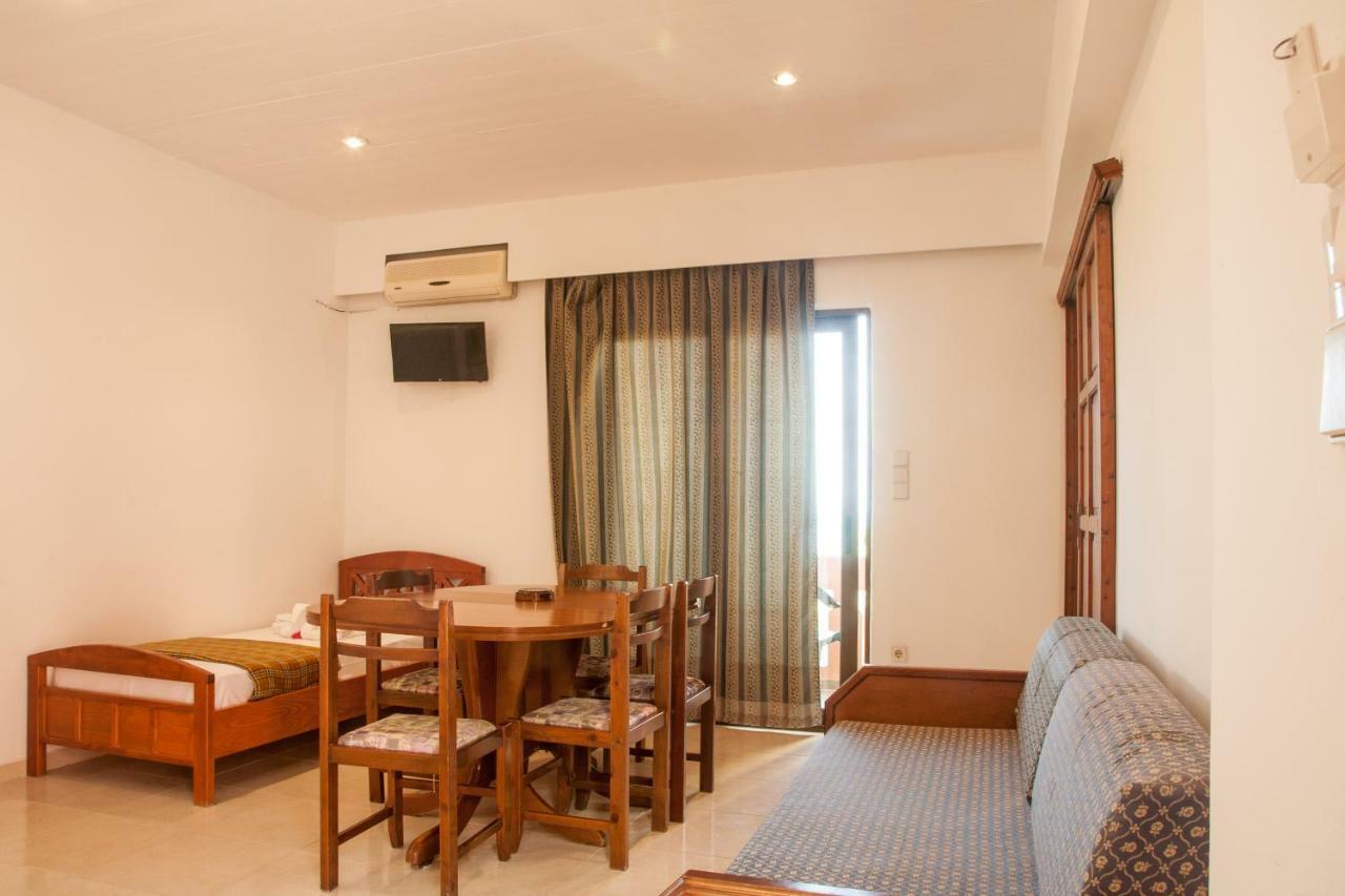 Ekavi Apartments Aγία Μαρίνα Εξωτερικό φωτογραφία